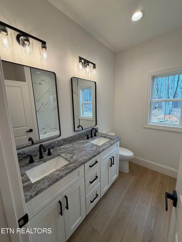 6813 Flint Gap Rd, Knoxville, TN 37914