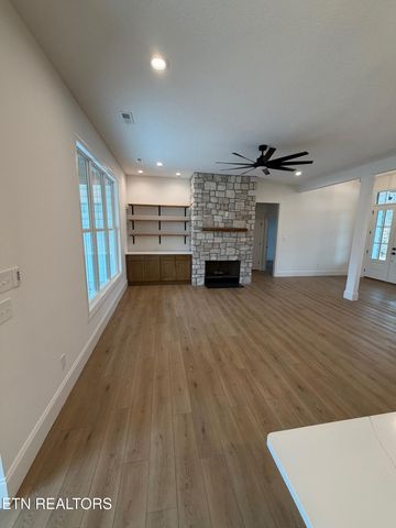 6813 Flint Gap Rd, Knoxville, TN 37914