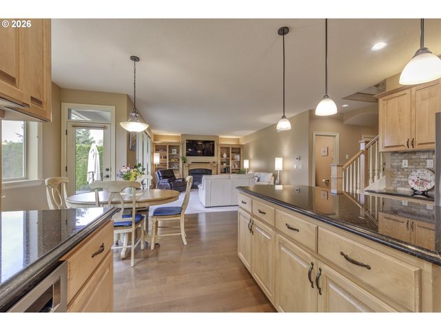16726 Nw VETTER Dr, Portland, OR 97229