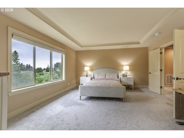 16726 Nw VETTER Dr, Portland, OR 97229