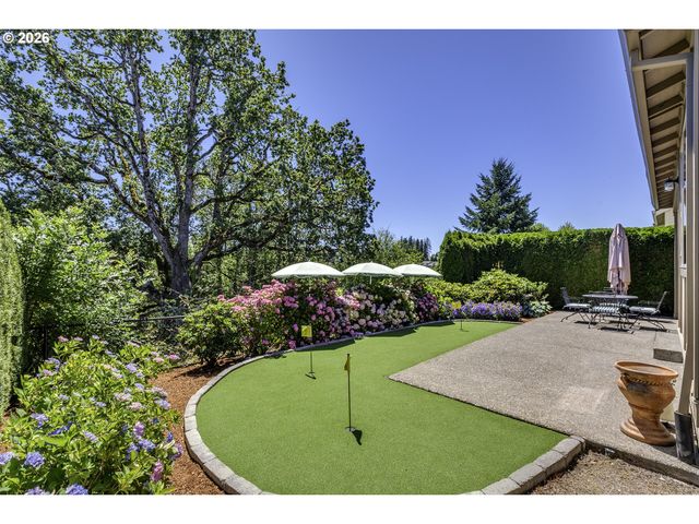 16726 Nw VETTER Dr, Portland, OR 97229