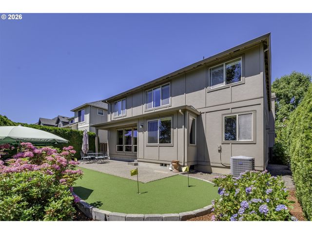 16726 Nw VETTER Dr, Portland, OR 97229