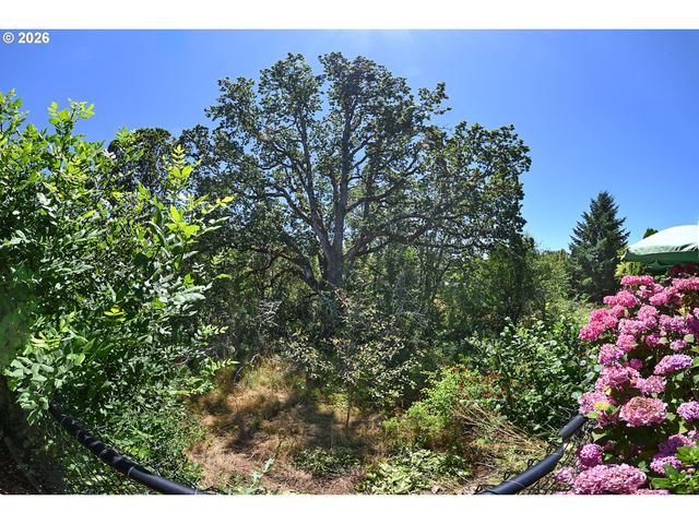 16726 Nw VETTER Dr, Portland, OR 97229