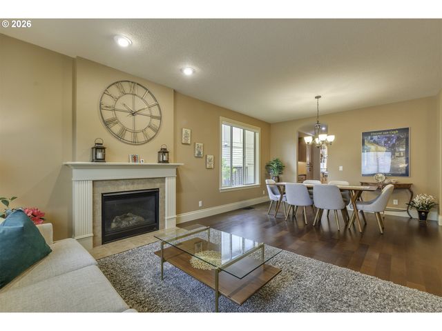 16726 Nw VETTER Dr, Portland, OR 97229