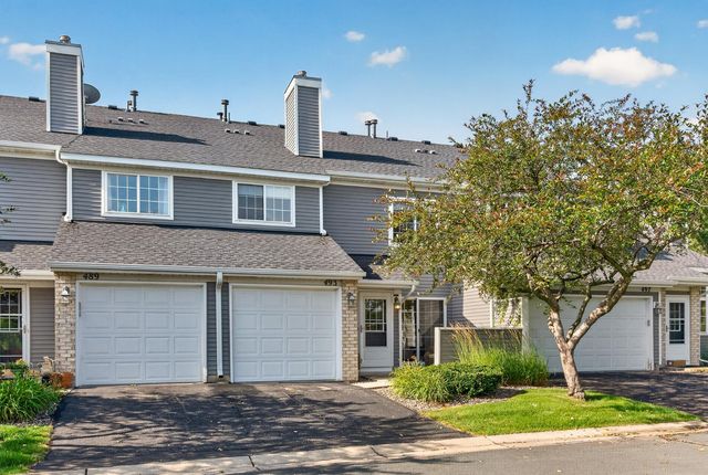493 Marshland Trail, Chanhassen, MN 55317