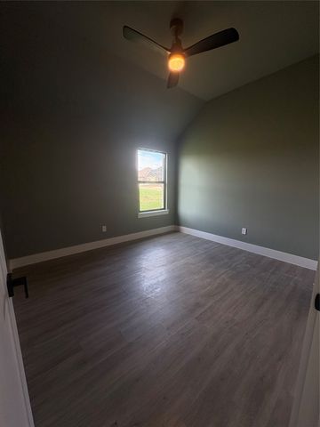 209 Reliance Road, Godley, TX 76044