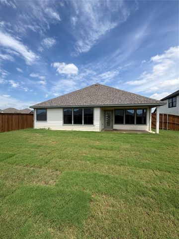 209 Reliance Road, Godley, TX 76044