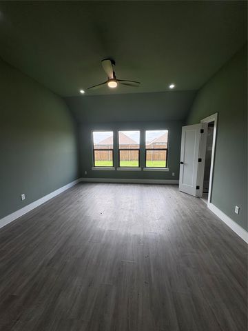 209 Reliance Road, Godley, TX 76044