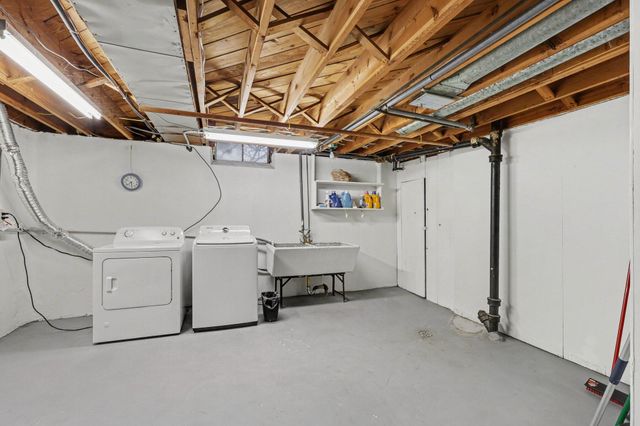 27657 Lorraine Avenue, Warren, MI 48093