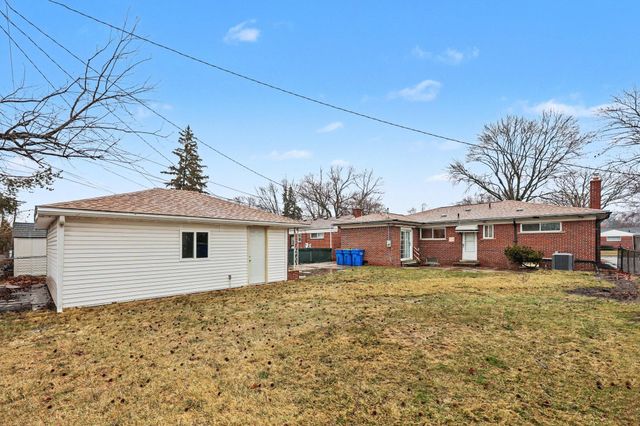 27657 Lorraine Avenue, Warren, MI 48093
