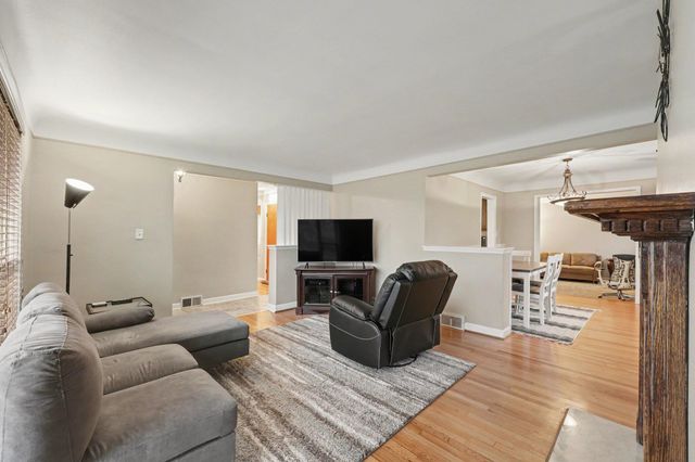 27657 Lorraine Avenue, Warren, MI 48093