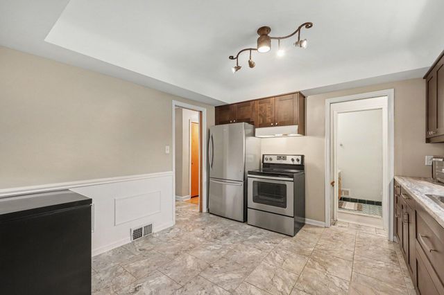 27657 Lorraine Avenue, Warren, MI 48093