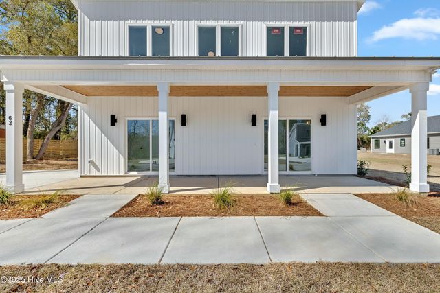 63 Tide Landing Court, Hampstead, NC 28443