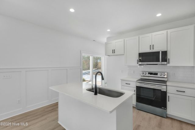 63 Tide Landing Court, Hampstead, NC 28443