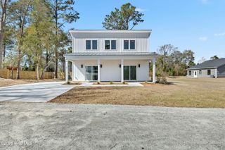 63 Tide Landing Court, Hampstead, NC 28443