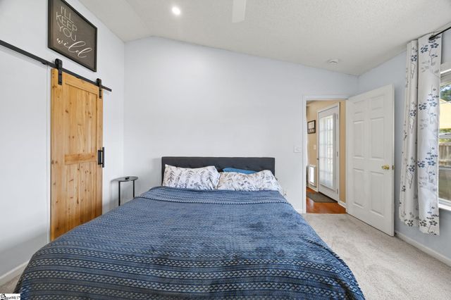 120 Crescent Creek Court Court, Greenville, SC 29605