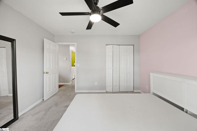 120 Crescent Creek Court Court, Greenville, SC 29605