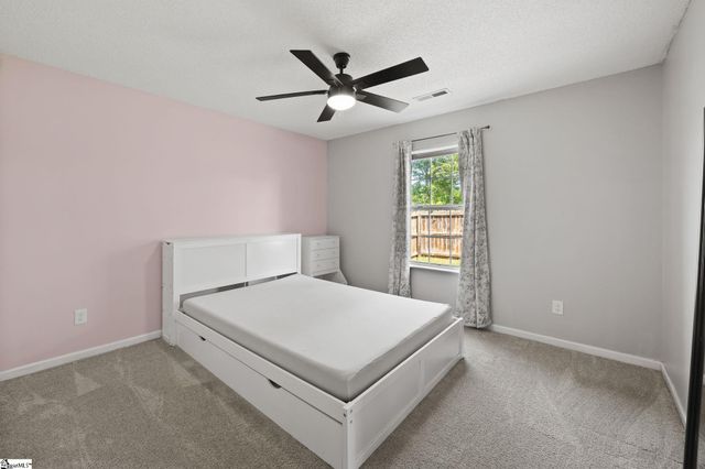 120 Crescent Creek Court Court, Greenville, SC 29605