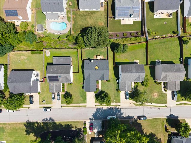 120 Crescent Creek Court Court, Greenville, SC 29605
