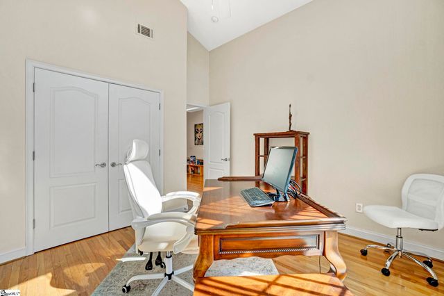 5 Middleberry Court, Greer, SC 29650