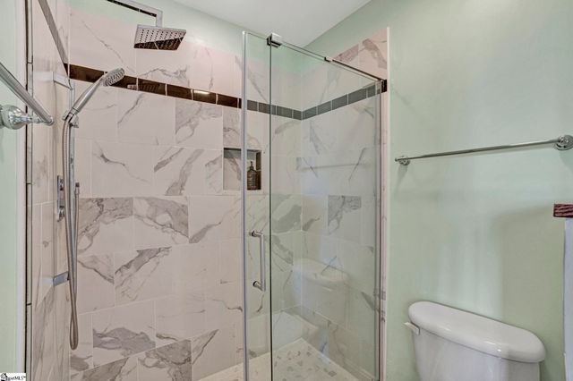 5 Middleberry Court, Greer, SC 29650