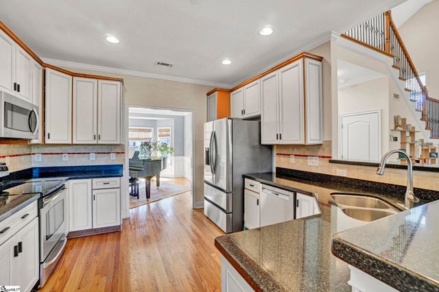 5 Middleberry Court, Greer, SC 29650