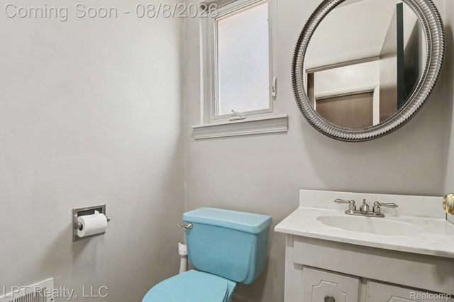 4100 Gatesford Circle Drive, Troy, MI 48085