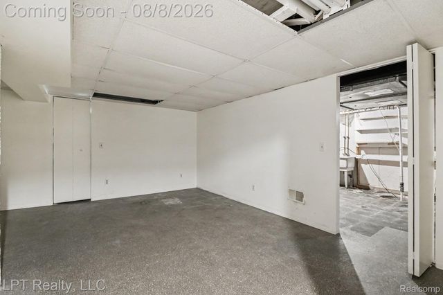 4100 Gatesford Circle Drive, Troy, MI 48085