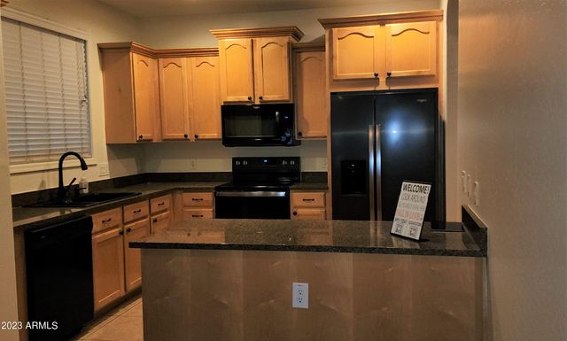 1967 E FRYE Road 103, Gilbert, AZ 85295