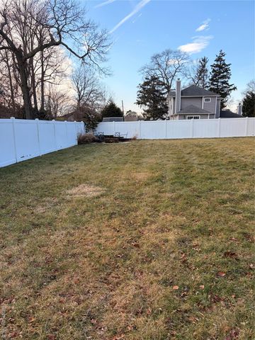 104 Hawthorne Avenue, West Babylon, NY 11704