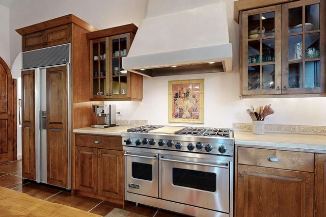 348 White Oaks NE, Albuquerque, NM 87122