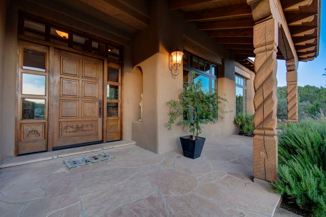 348 White Oaks NE, Albuquerque, NM 87122