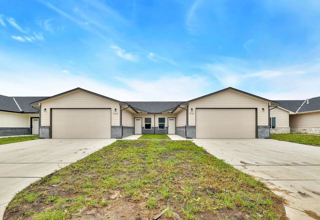 9163 E Chris, Bel Aire, KS 67226