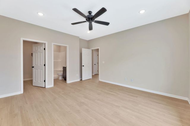 9163 E Chris, Bel Aire, KS 67226
