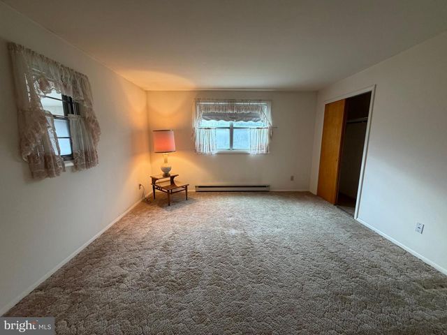 223 WOODS DRIVE, Mechanicsburg, PA 17050