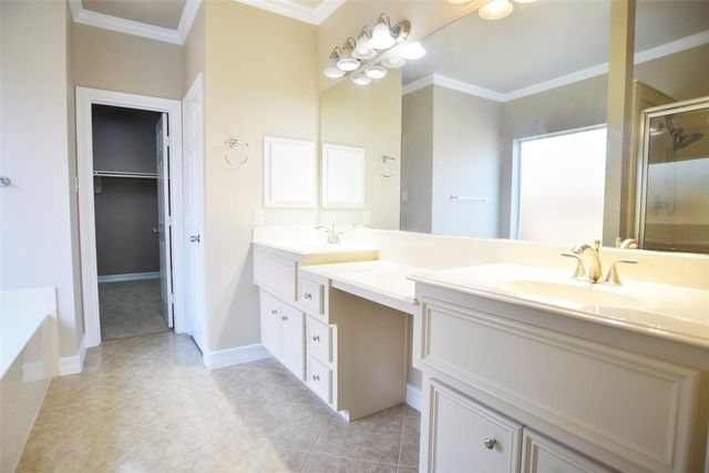 2904 Grand Shore Court, League City, TX 77573