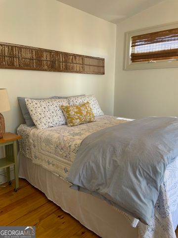 200 S Jackson Street, Hartwell, GA 30643