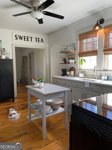 200 S Jackson Street, Hartwell, GA 30643