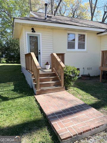 200 S Jackson Street, Hartwell, GA 30643
