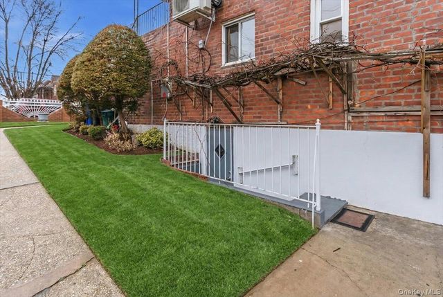 8904 Avenue J Lower, Brooklyn, NY 11236