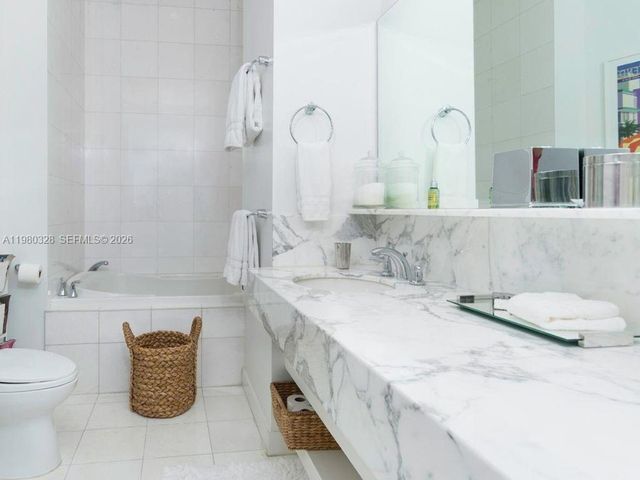 2001 Meridian Ave 414, Miami Beach, FL 33139