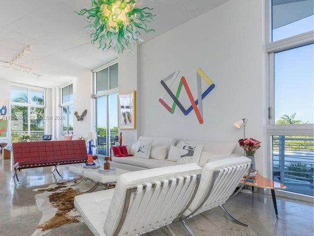 2001 Meridian Ave 414, Miami Beach, FL 33139