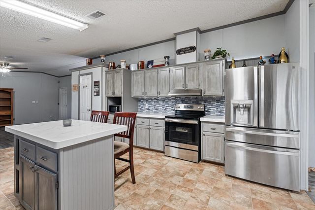 1715 Meyer Road, Beasley, TX 77417