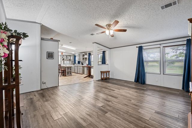 1715 Meyer Road, Beasley, TX 77417