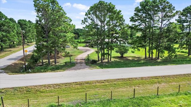 1715 Meyer Road, Beasley, TX 77417