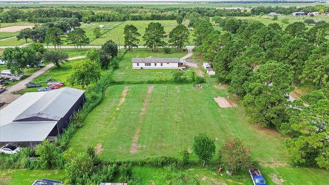 1715 Meyer Road, Beasley, TX 77417