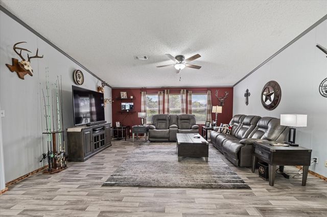 1715 Meyer Road, Beasley, TX 77417