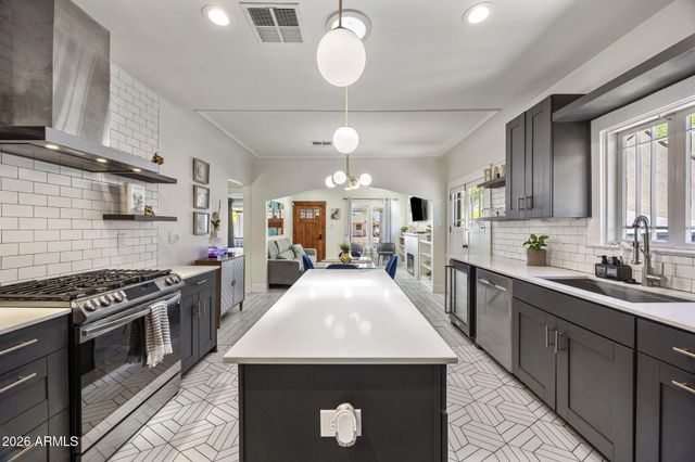 2310 N 11th Street, Phoenix, AZ 85006