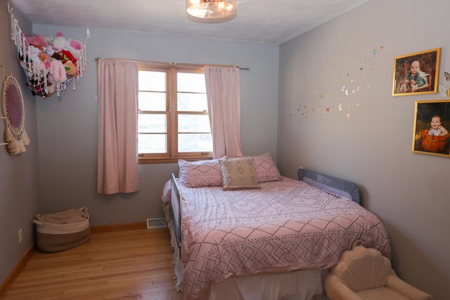 310 POWELLS Street, Crescent, IA 51526