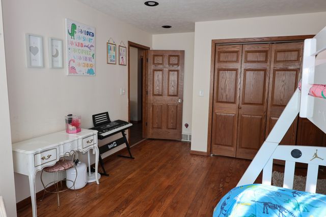 310 POWELLS Street, Crescent, IA 51526